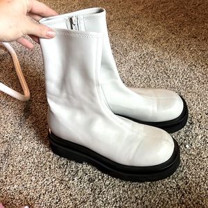 jeffrey campbell gray platform boots